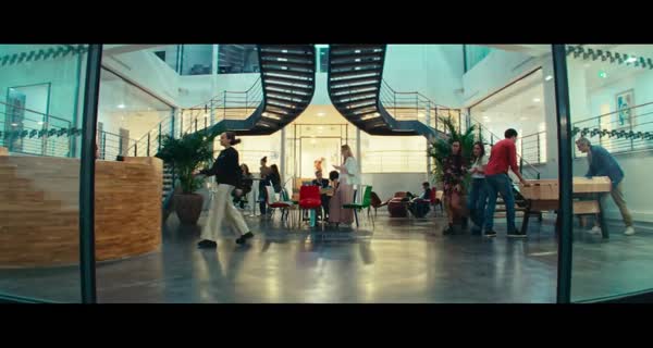bande-annonce Comme des riches